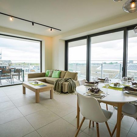 Huswell - Beautiful Apartment With Communal Pool And Gym 奥斯滕德 外观 照片